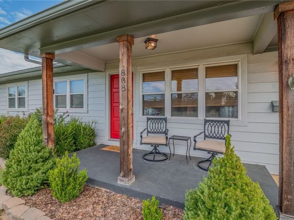 808 NW 8th Street, Bentonville, AR 72712