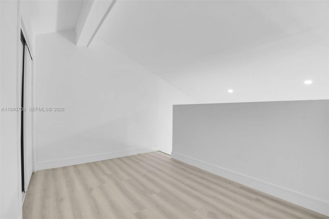 2430 NW 55th Ter, Lauderhill, FL 33313 Photo