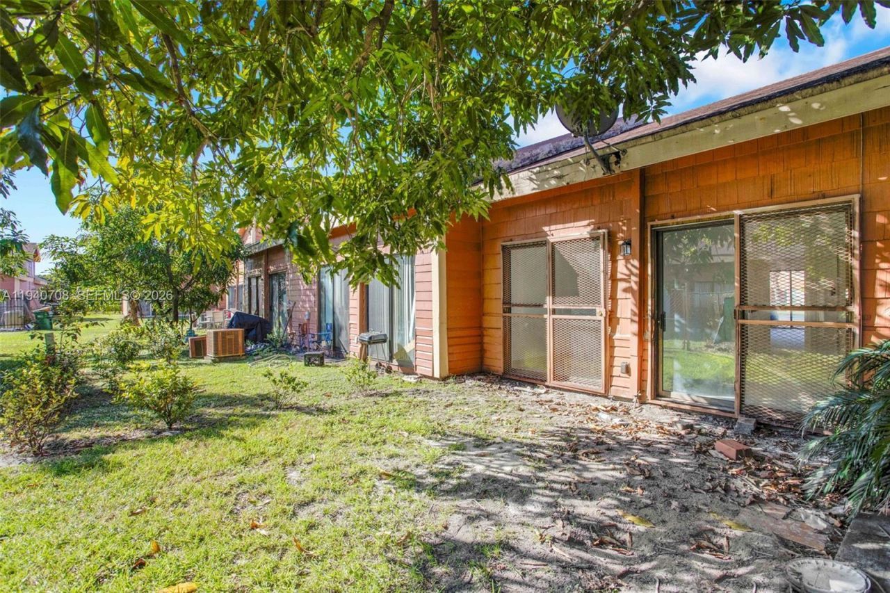 2430 NW 55th Ter, Lauderhill, FL 33313 Photo