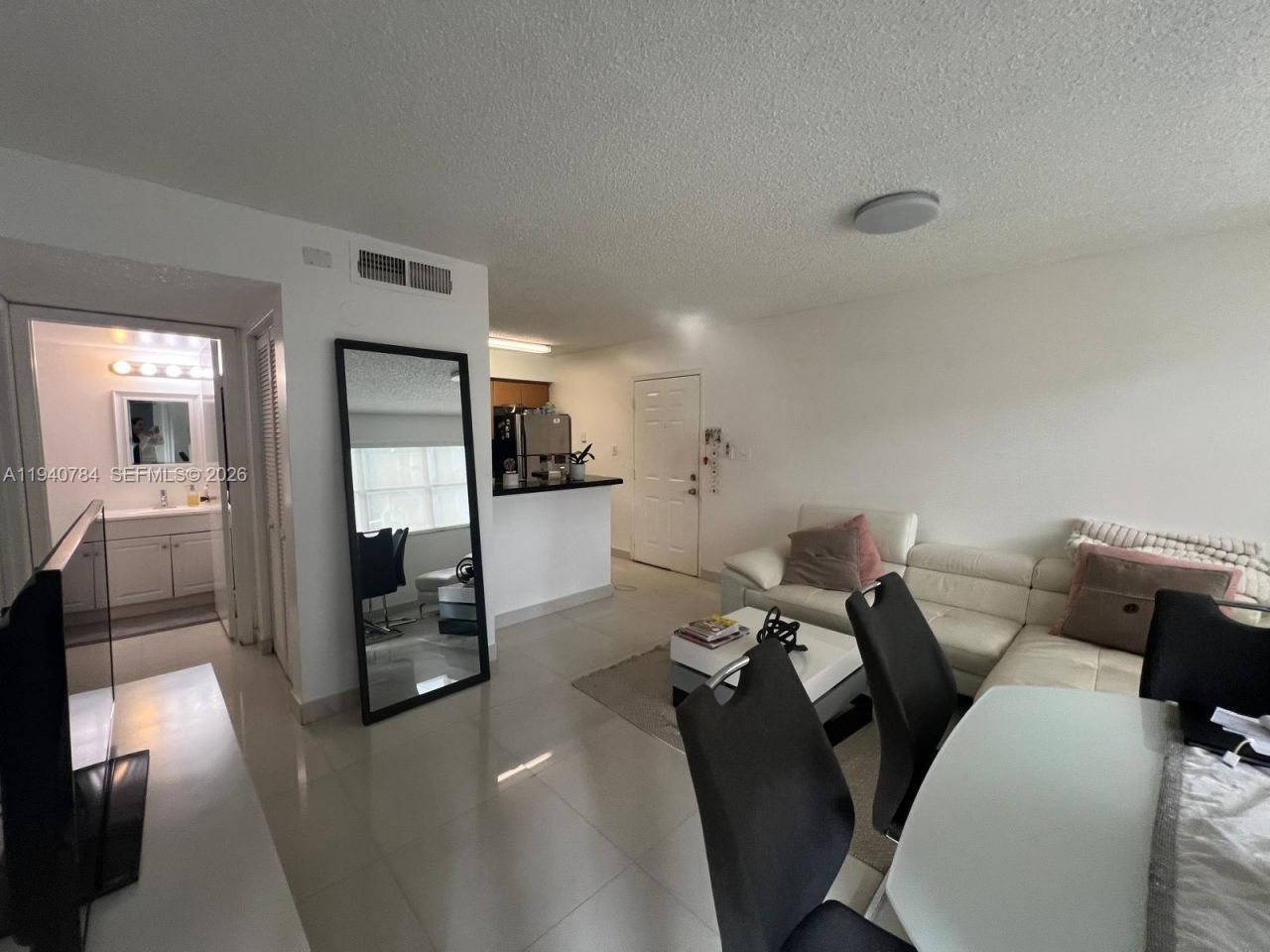 550 S Park Rd, Unit 14-8, Hollywood, FL 33021 Photo