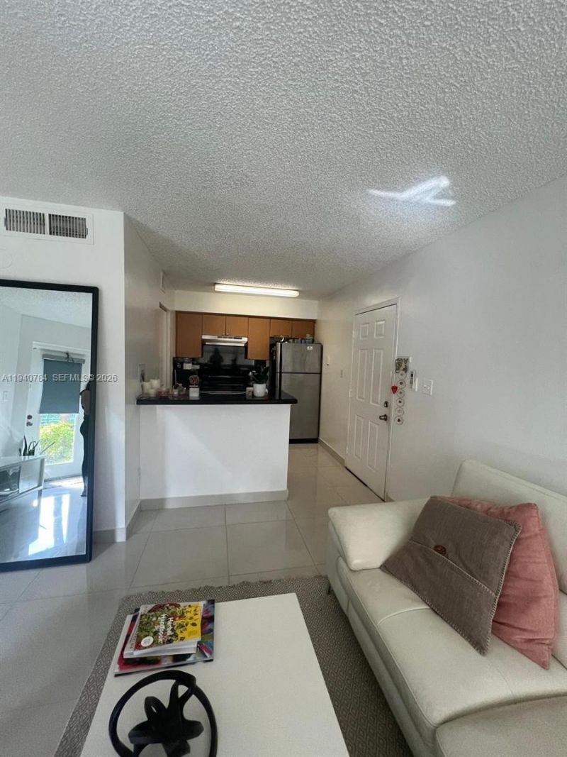 550 S Park Rd, Unit 14-8, Hollywood, FL 33021 Photo