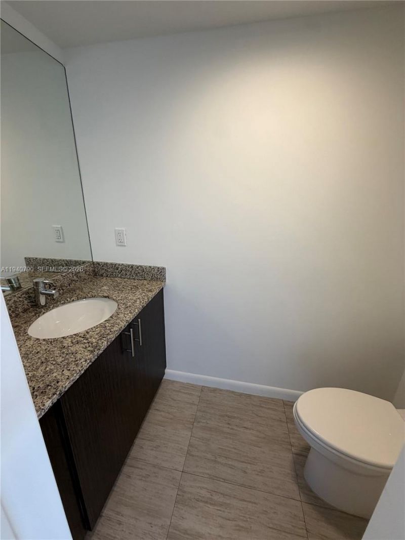 1801 SW 32nd Ave, Unit 704, Miami, FL 33145 Photo