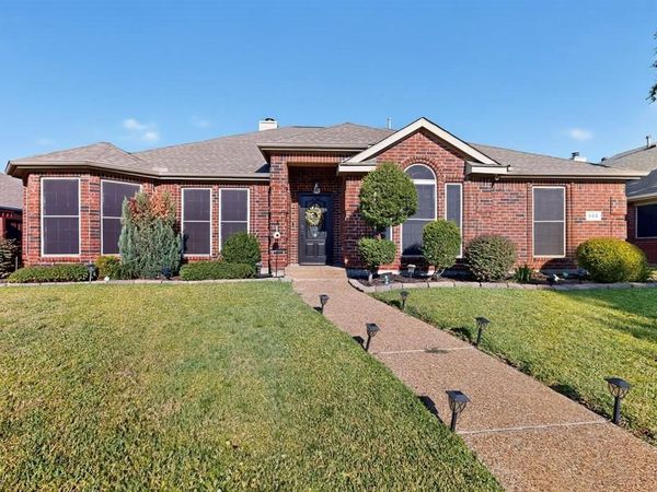 805 Kathryn Drive , Lewisville, TX 75067