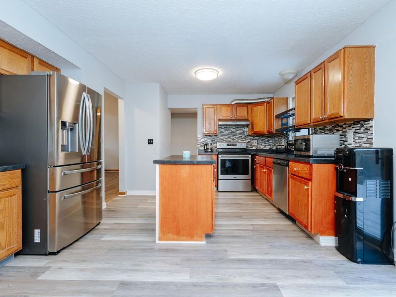 7258 Aplin Drive, Reynoldsburg, OH 43068 Photo 12