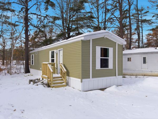 64 O'Keefe Circle, Conway, NH 03860