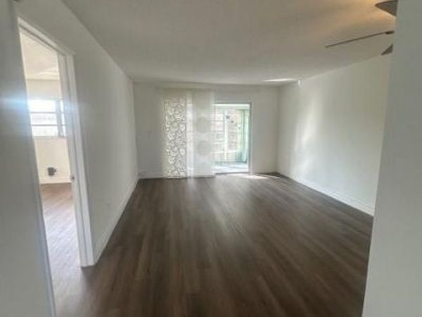 5860 NW 64th Avenue, Unit 307, Fort Lauderdale, FL 33319