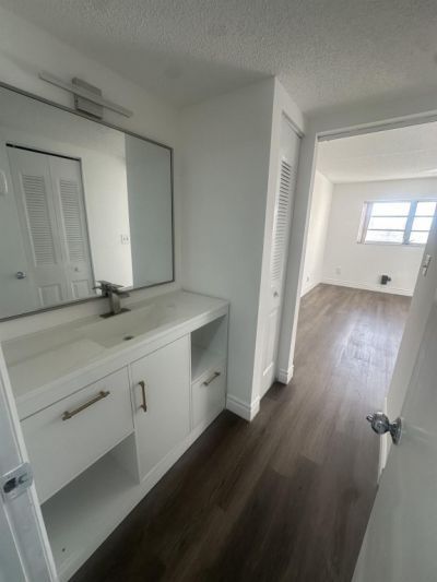 5860 NW 64th Avenue, Unit 307, Fort Lauderdale, FL 33319 Photo