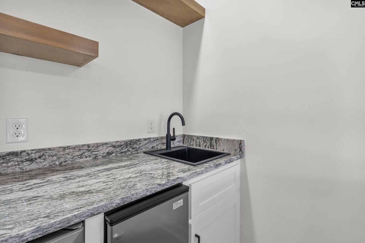 104 Birkdale Court Photo 30