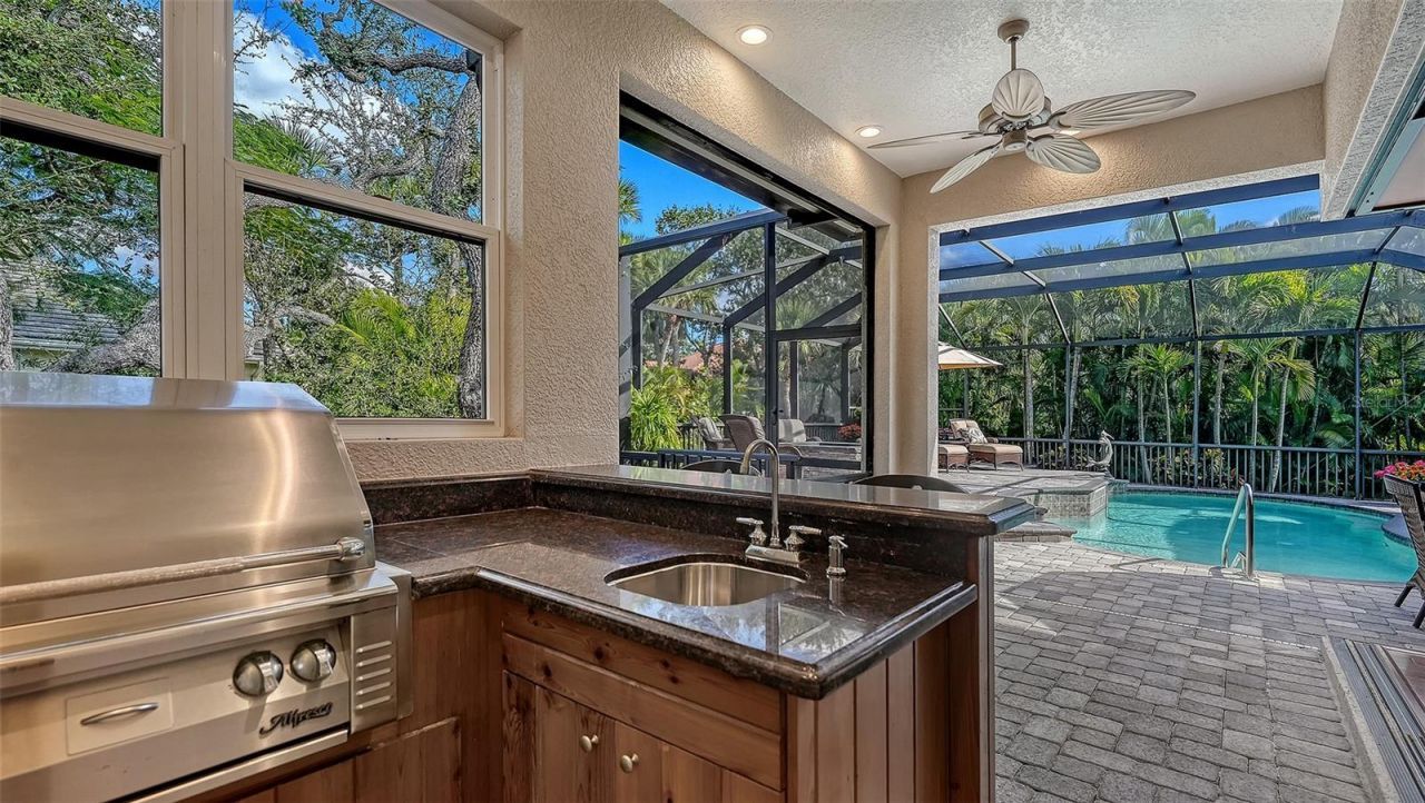 3311 Sabal Cove Drive, Longboat Key, FL 34228 Photo