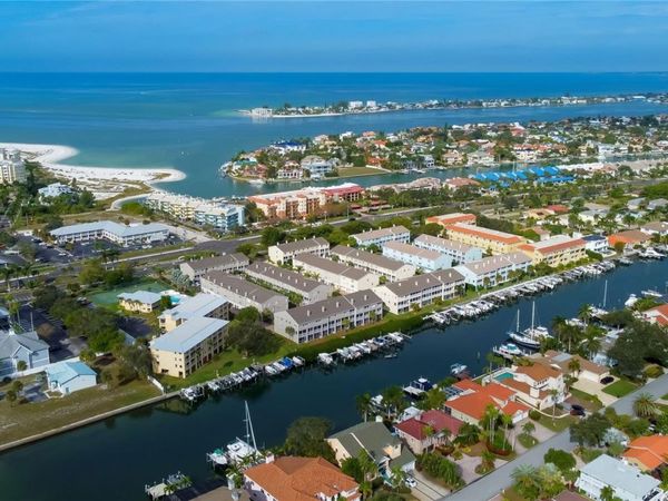 1125 PINELLAS BAYWAY S, Unit 304, ST PETERSBURG, FL 33715