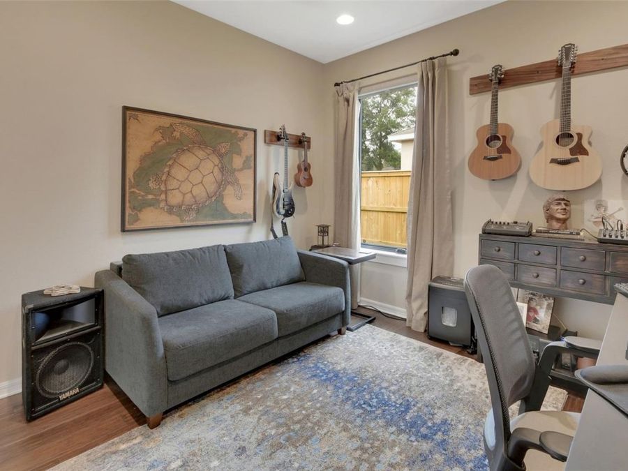 Property Image 25