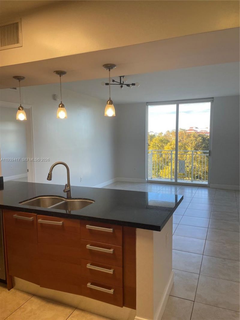 2030 S Douglas Rd , Unit 524, Coral Gables, FL 33134 Photo