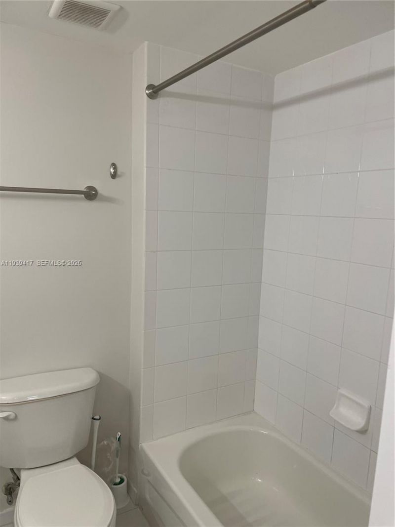 2030 S Douglas Rd , Unit 524, Coral Gables, FL 33134 Photo