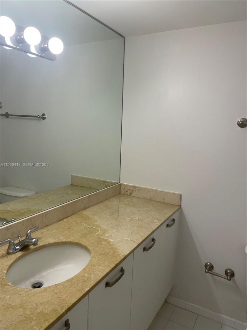 2030 S Douglas Rd , Unit 524, Coral Gables, FL 33134 Photo