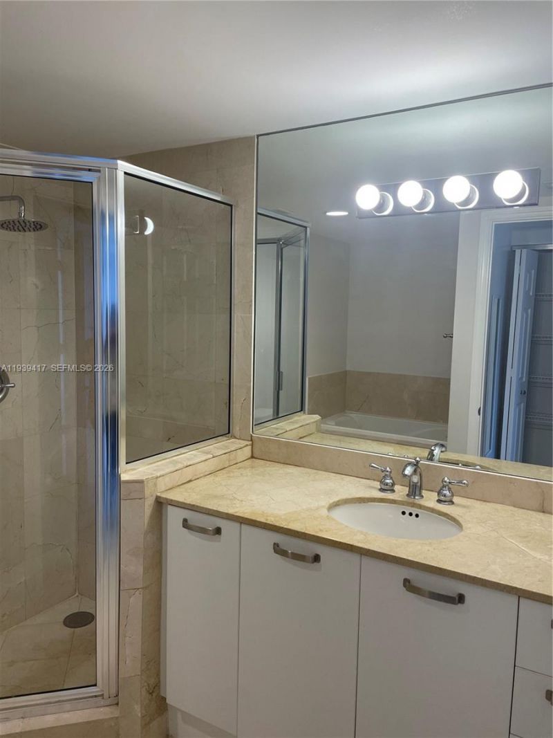 2030 S Douglas Rd , Unit 524, Coral Gables, FL 33134 Photo