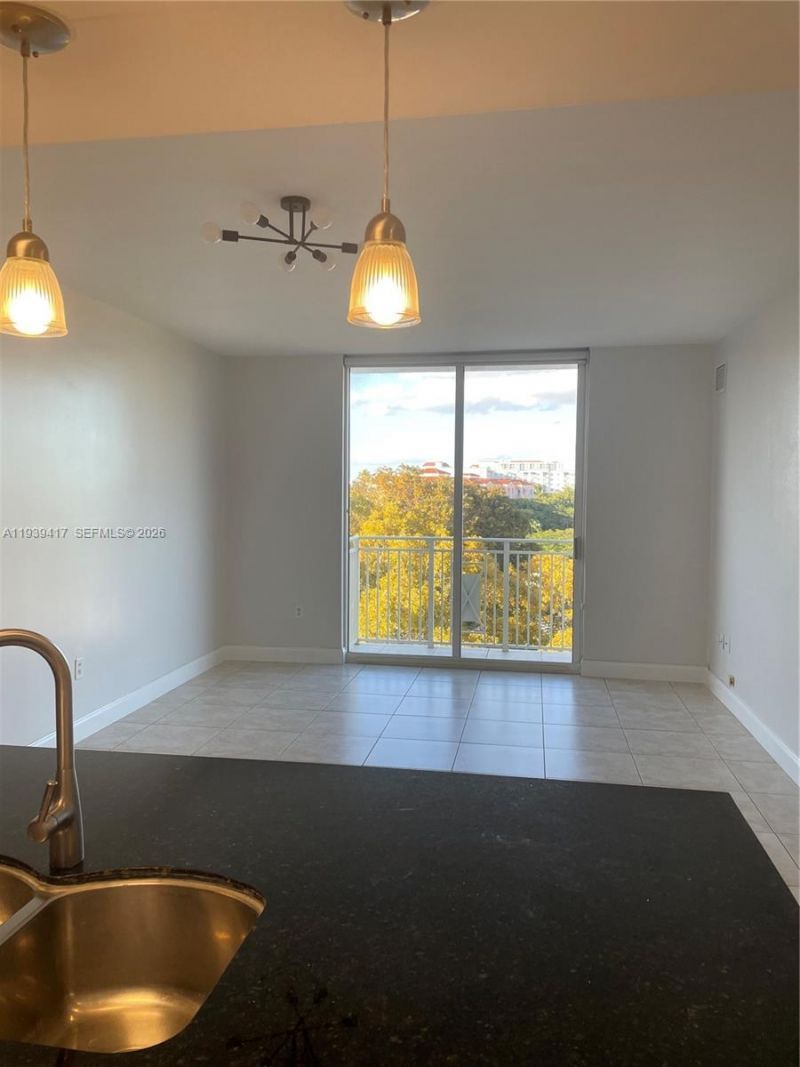 2030 S Douglas Rd , Unit 524, Coral Gables, FL 33134 Photo