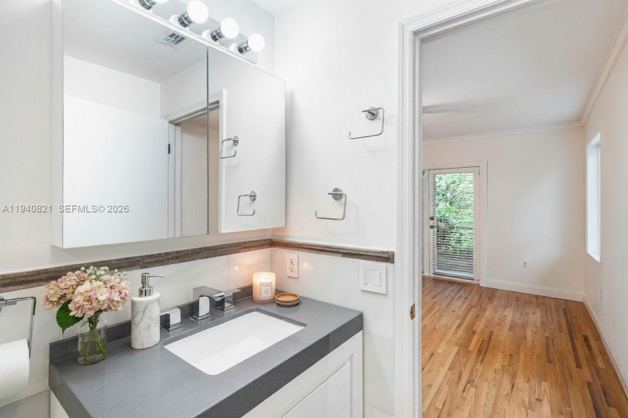 648 Sevilla Ave, Coral Gables, FL 33134 Photo