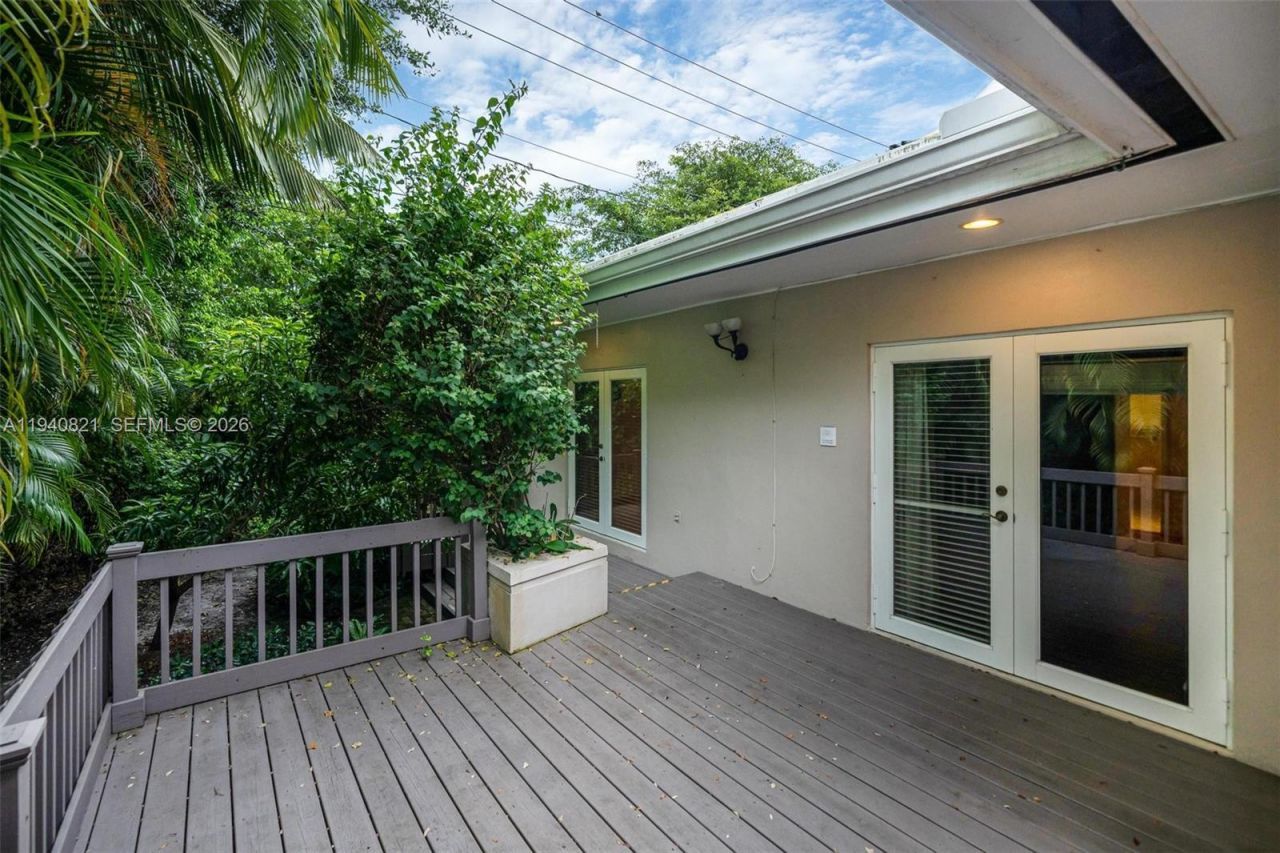 648 Sevilla Ave, Coral Gables, FL 33134 Photo