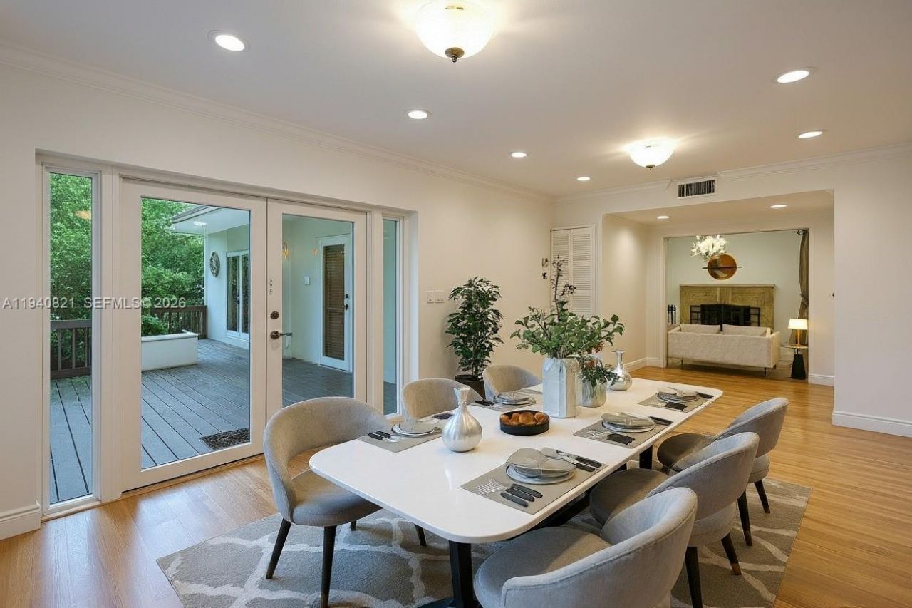 648 Sevilla Ave, Coral Gables, FL 33134 Photo