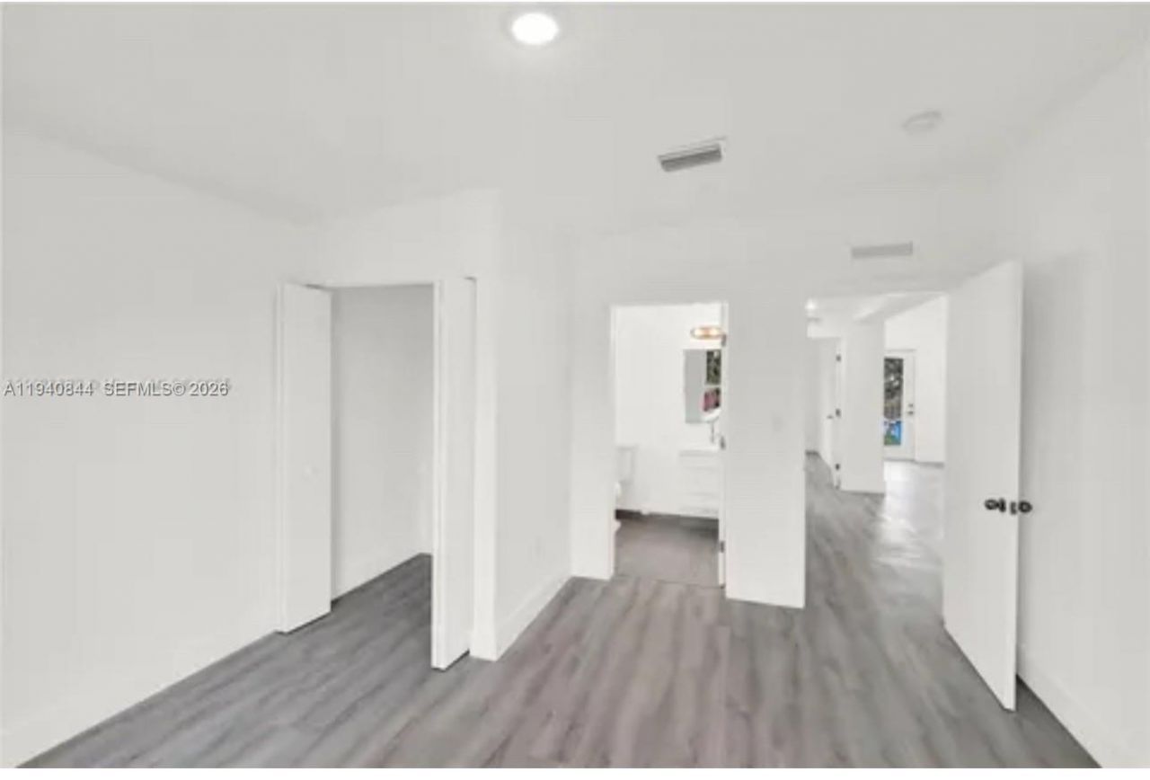 1831 NW 67th St, Unit 1, Miami, FL 33147 Photo