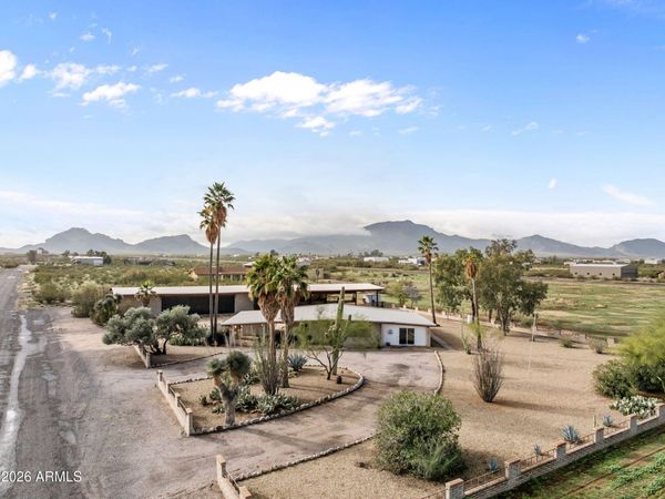 50907 W IVER Road, Aguila, AZ 85320