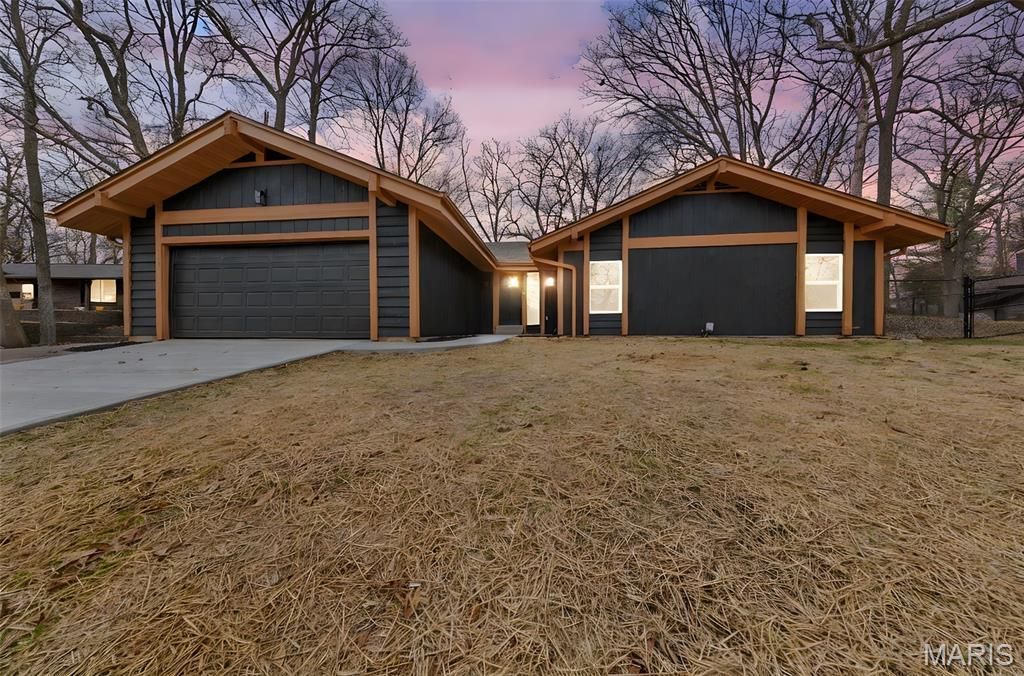3143 La Baron Lane, Saint Charles, MO 63303 Main Photo