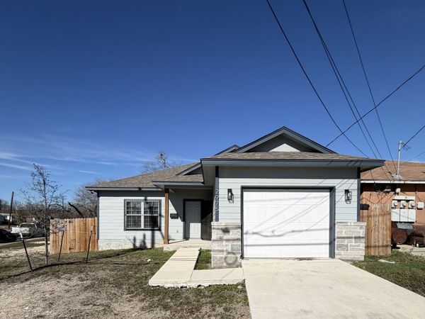 2975 martin luther king, San Antonio, TX 78220