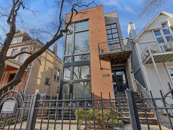 5536 N Glenwood Avenue, Unit 1F, Chicago, IL 60640