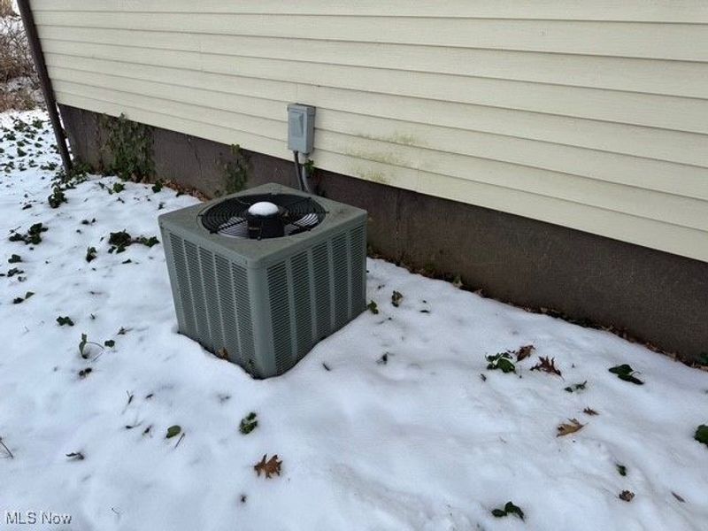 2909 Sanitarium Road, Akron, OH 44312 Photo 26