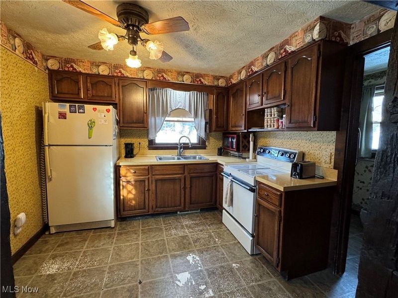 2909 Sanitarium Road, Akron, OH 44312 Photo 9