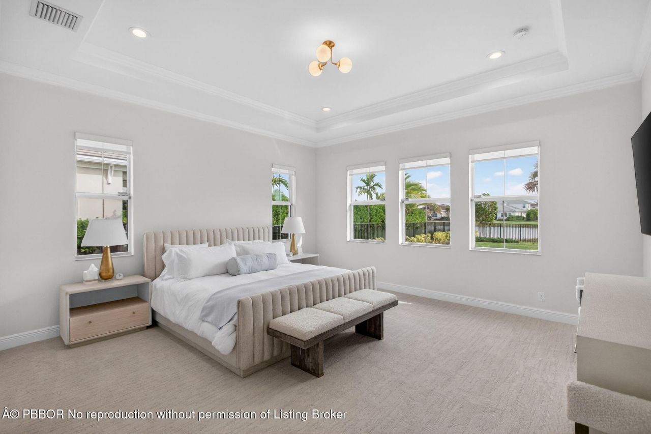 9249 Crestview Circle, Palm Beach Gardens, FL 33412 Photo