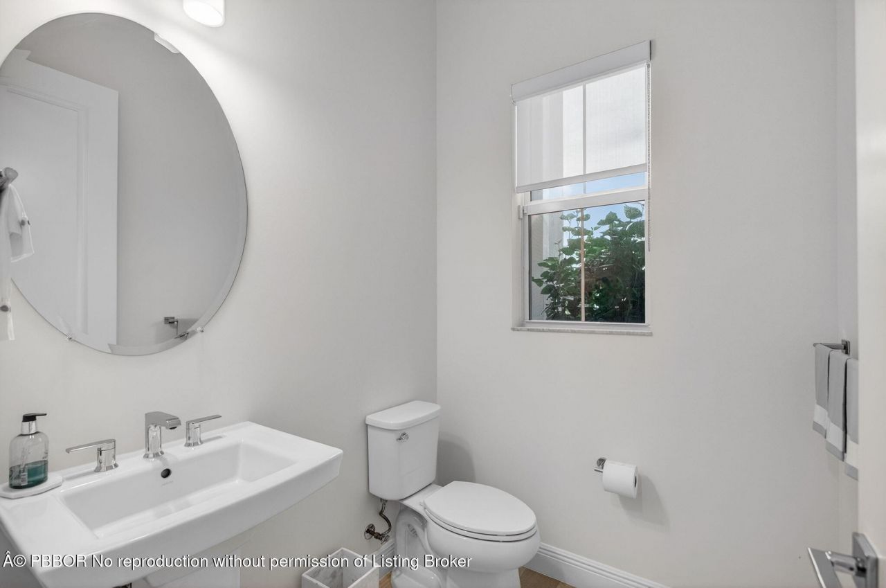 9249 Crestview Circle, Palm Beach Gardens, FL 33412 Photo