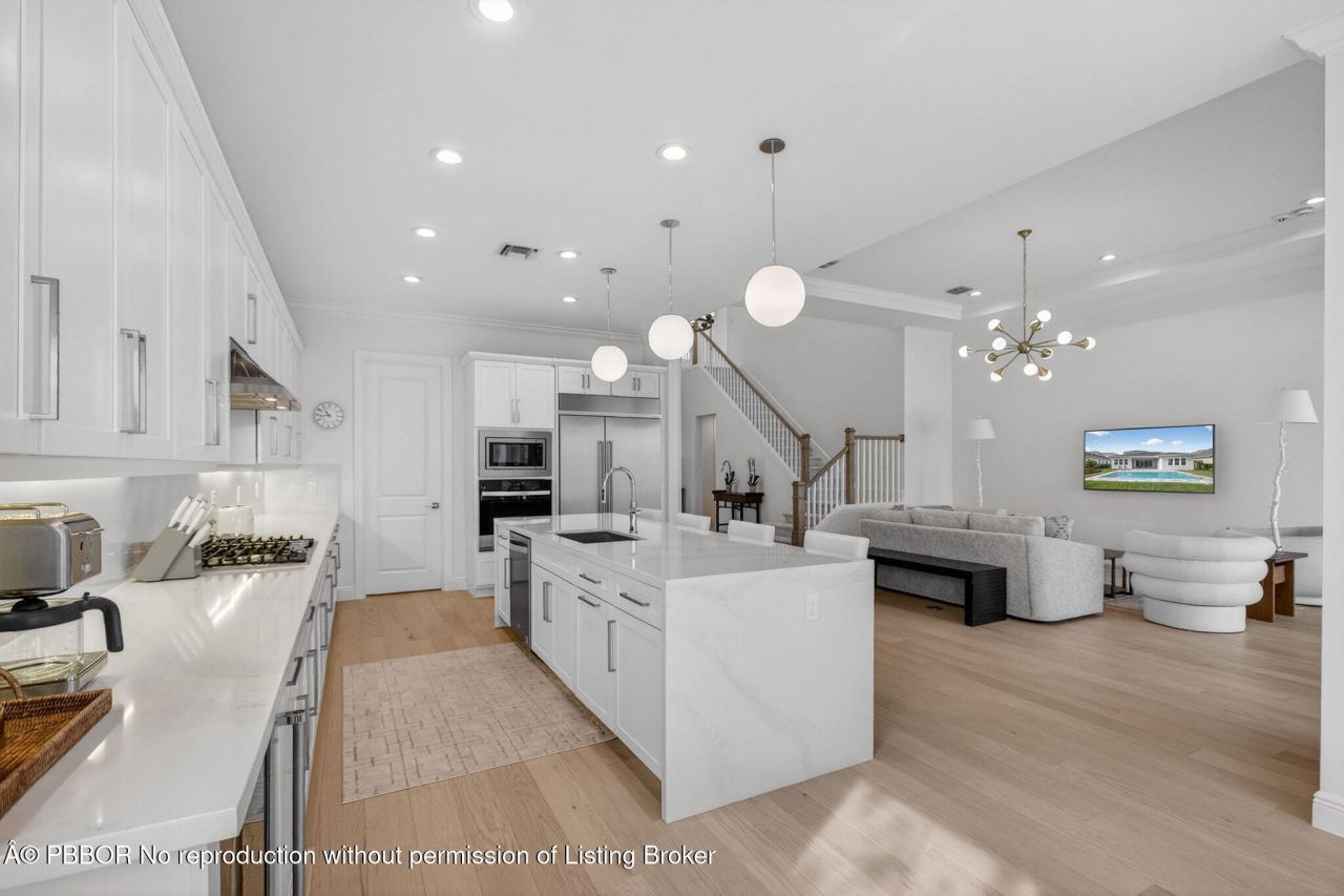 9249 Crestview Circle, Palm Beach Gardens, FL 33412 Photo