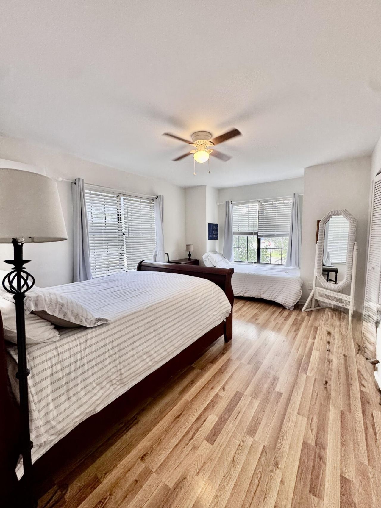 890 Sea Gull Drive Photo 14