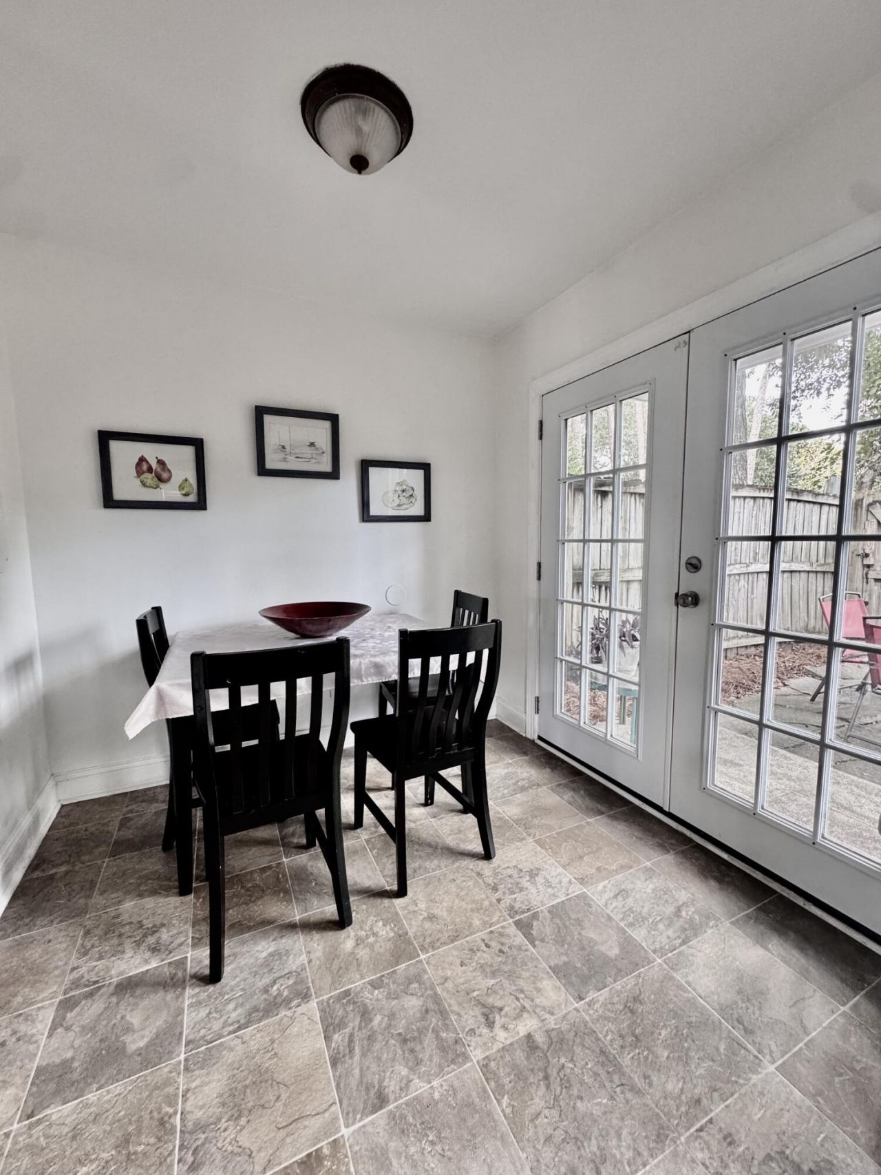 890 Sea Gull Drive Photo 6