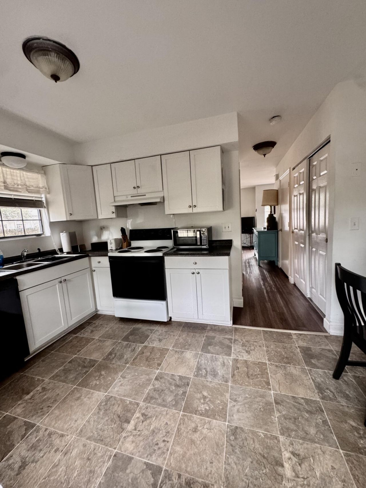 890 Sea Gull Drive Photo 9