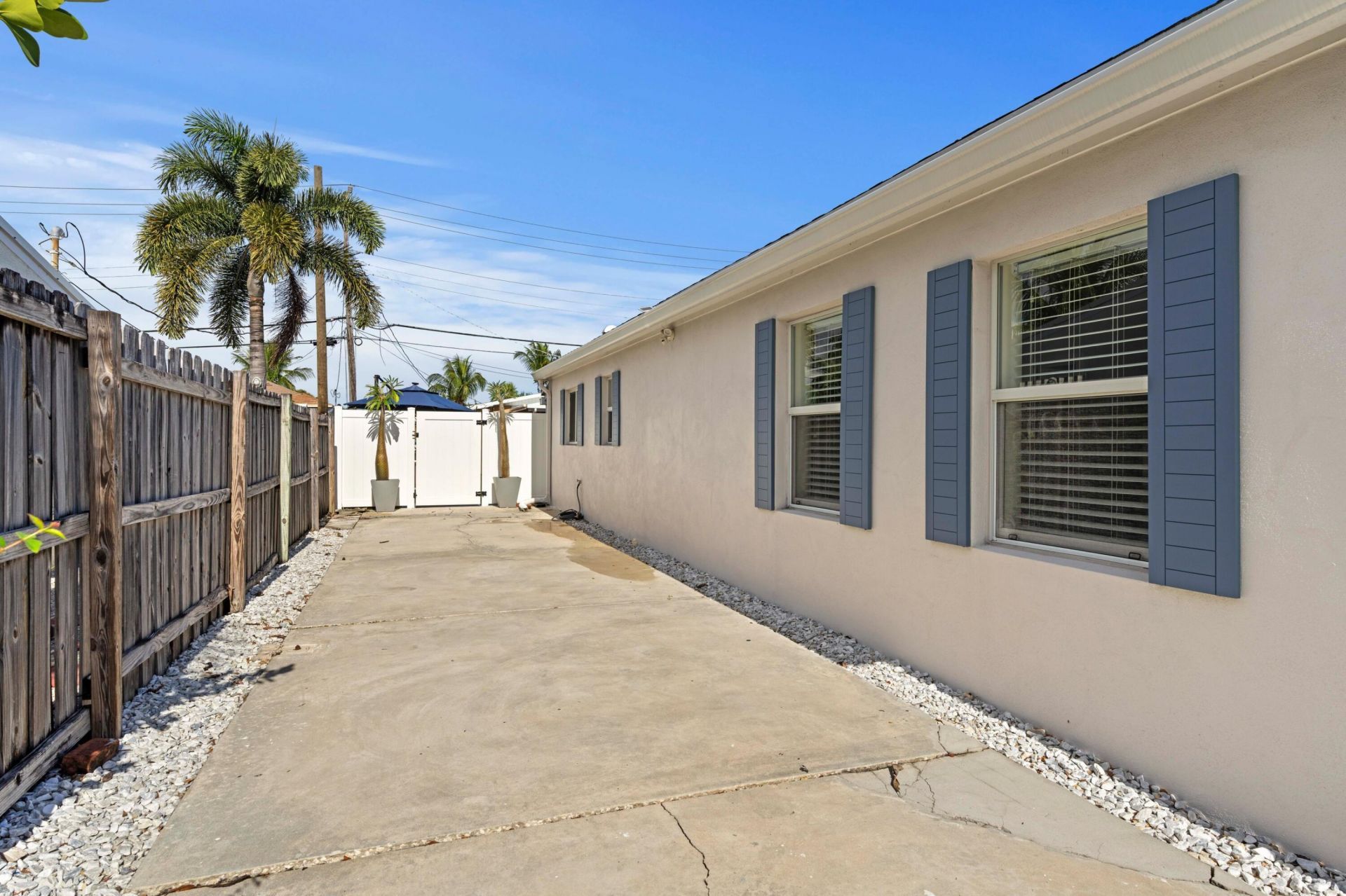 415 Maddock Street, West Palm Beach, FL 33405 Photo