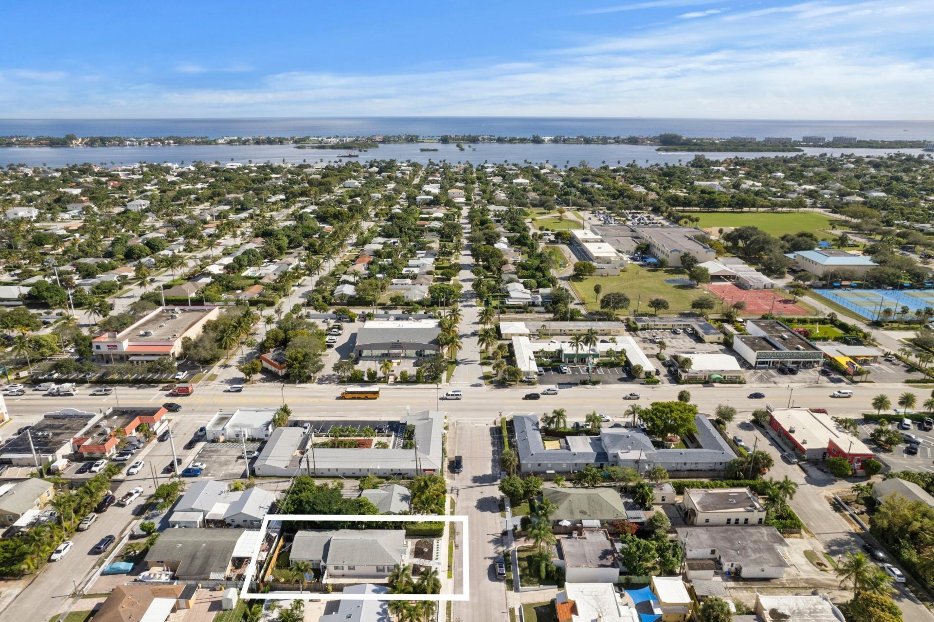 415 Maddock Street, West Palm Beach, FL 33405 Photo