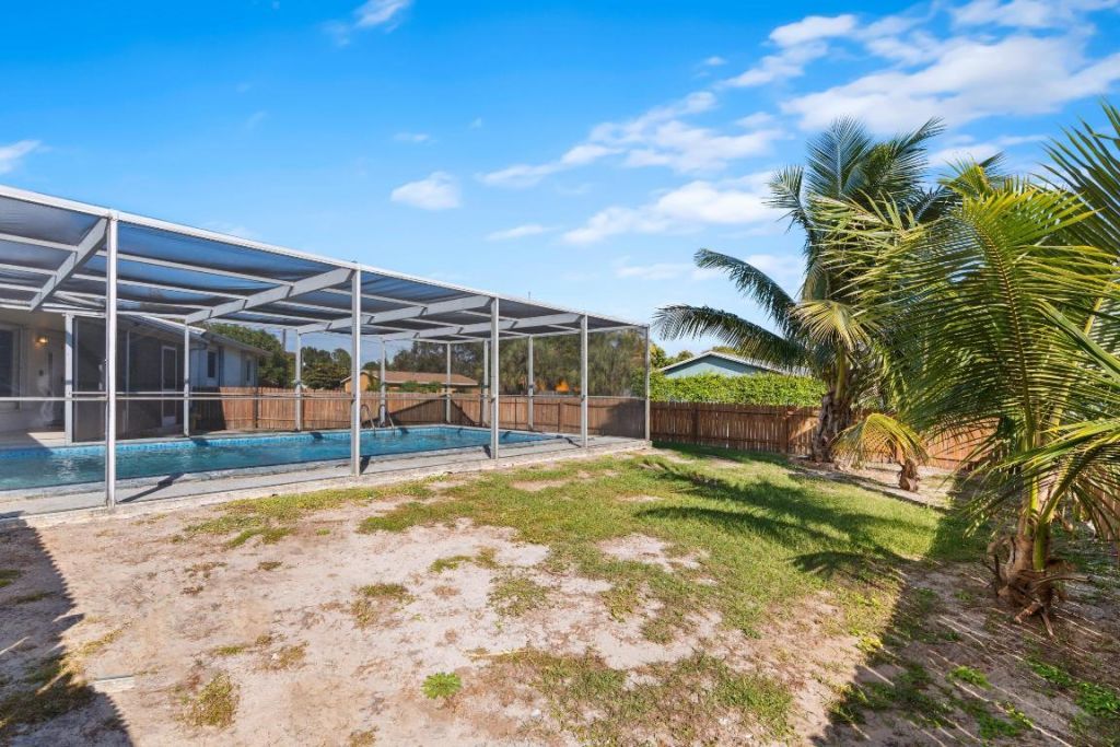 315 SW 6th Court, Boynton Beach, FL 33426 Photo