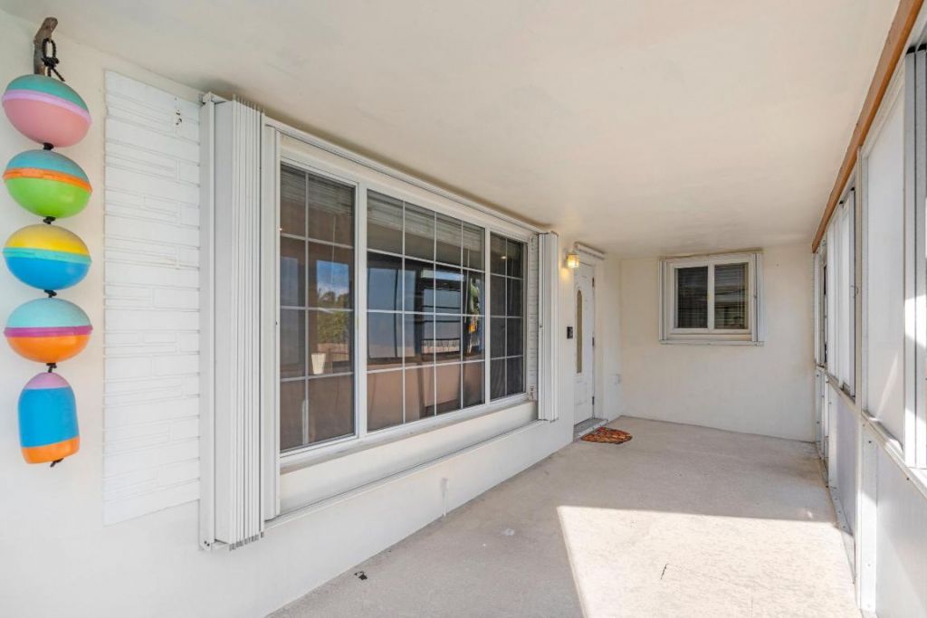 315 SW 6th Court, Boynton Beach, FL 33426 Photo