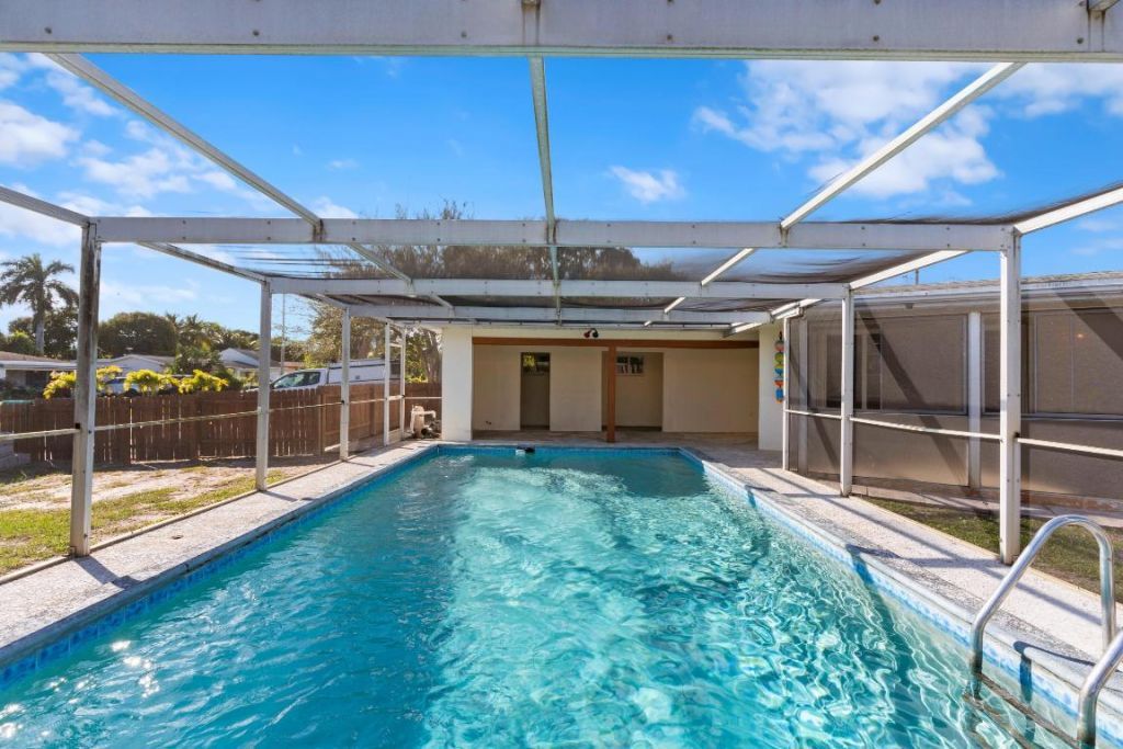 315 SW 6th Court, Boynton Beach, FL 33426 Photo