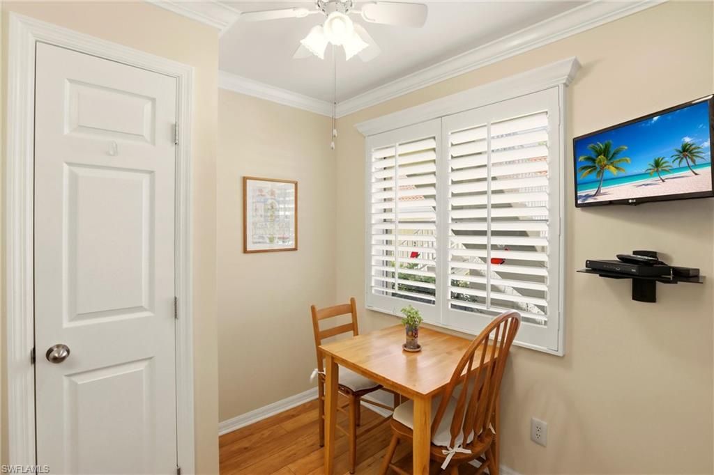 289 Robin Hood Cir, Unit 101, Naples, FL 34104 Photo