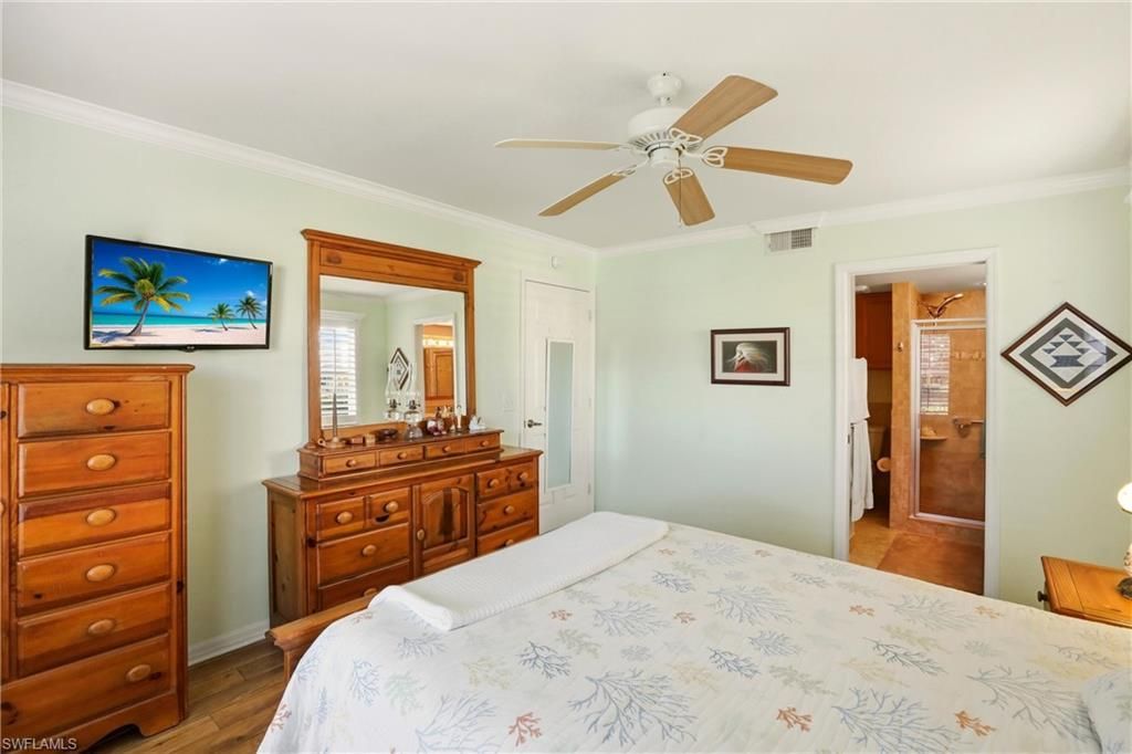 289 Robin Hood Cir, Unit 101, Naples, FL 34104 Photo