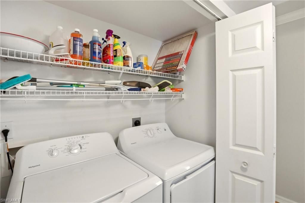 289 Robin Hood Cir, Unit 101, Naples, FL 34104 Photo