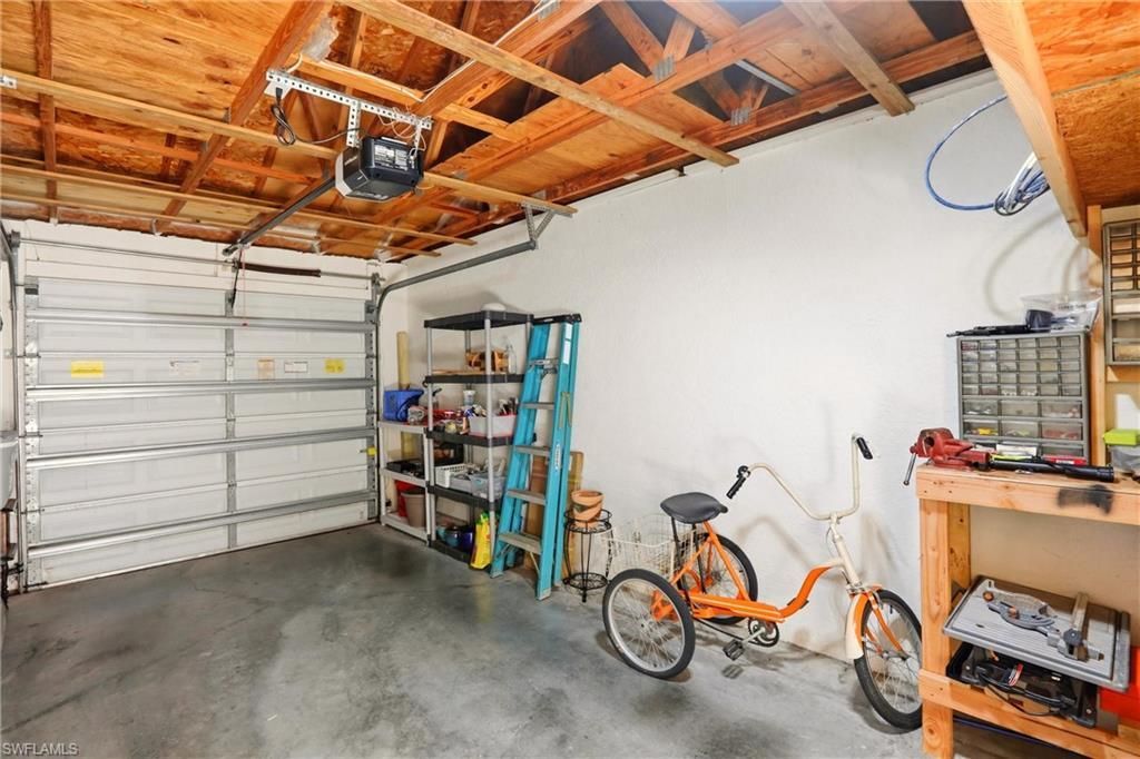 289 Robin Hood Cir, Unit 101, Naples, FL 34104 Photo