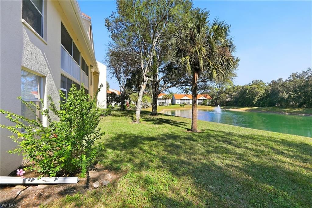 289 Robin Hood Cir, Unit 101, Naples, FL 34104 Photo