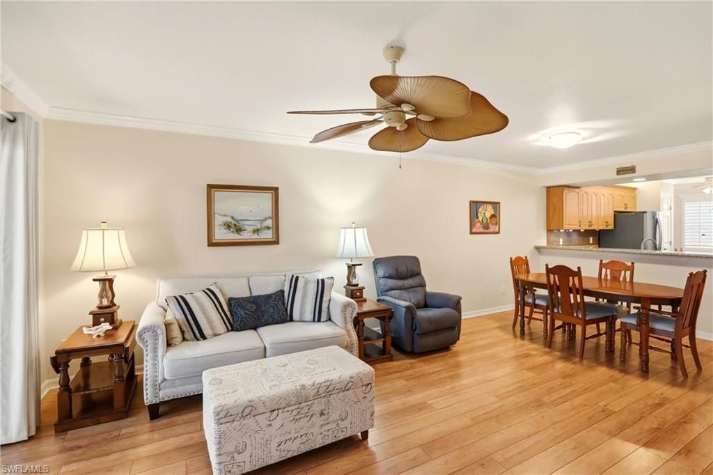 289 Robin Hood Cir, Unit 101, Naples, FL 34104 Photo
