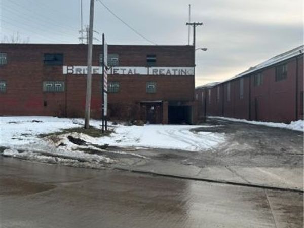 8640 Bessemer Avenue, Cleveland, OH 44127