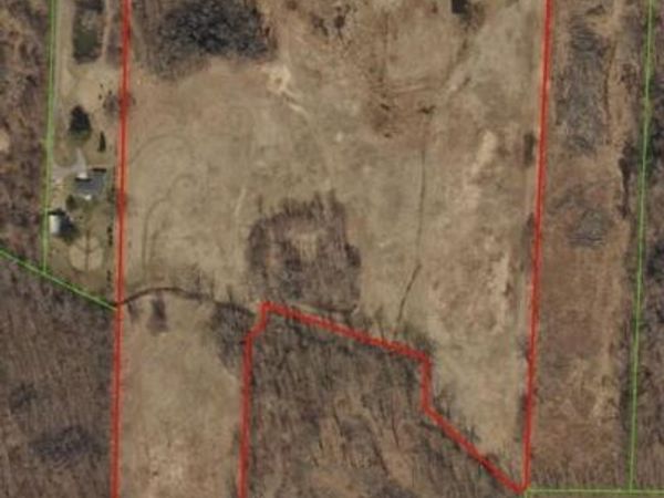 8721 Airport Highway, Holland, OH 43528