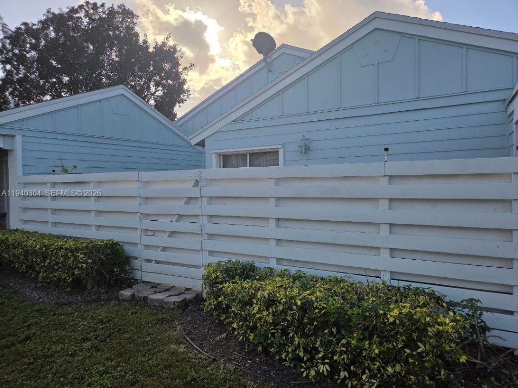 13741 SW 149th Cir Ln, Unit 2-42, Miami, FL 33186 Photo